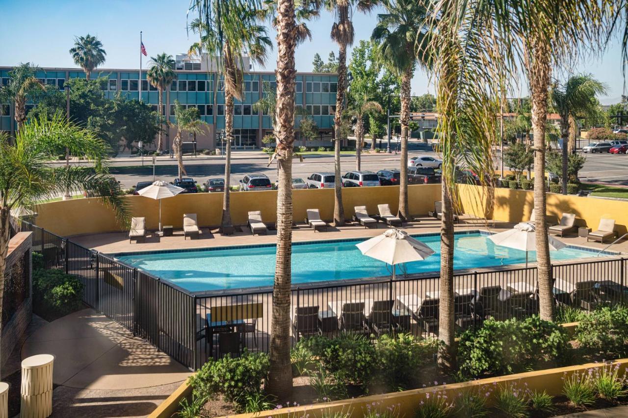 Hôtel Bakersfield Marriott At The Convention Center Extérieur photo